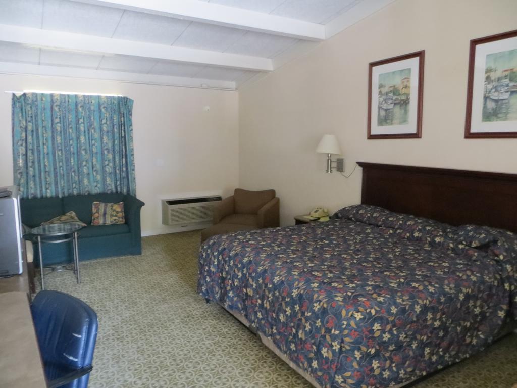 Royal Inn Дейтона-Бич Номер фото